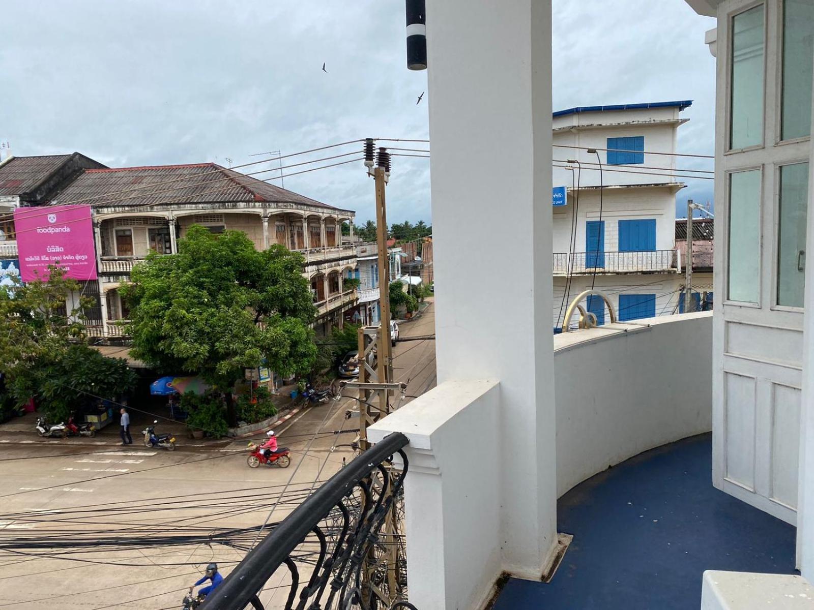 Subinh Hotel And Restaurant Pakse Exterior foto