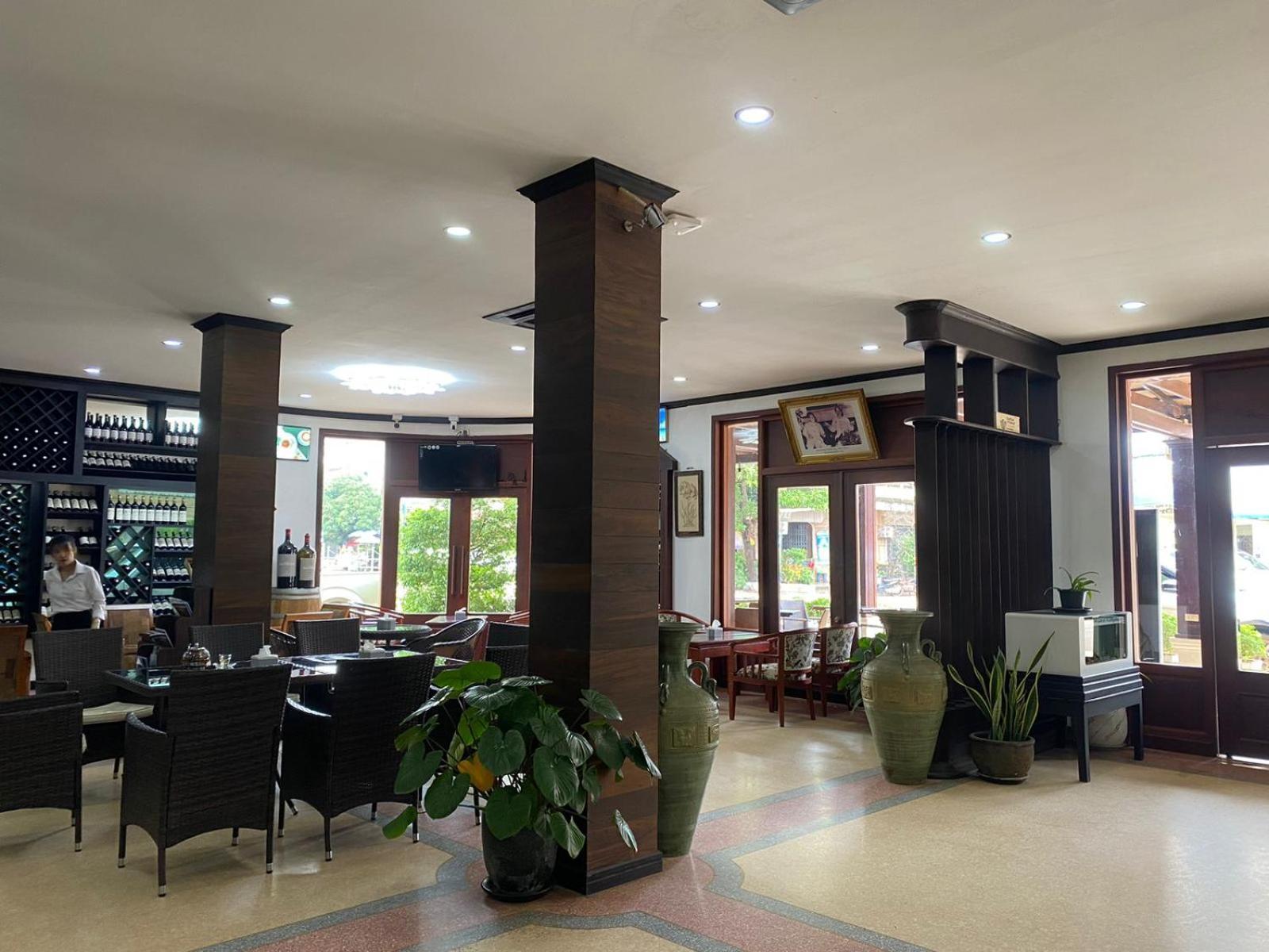 Subinh Hotel And Restaurant Pakse Exterior foto