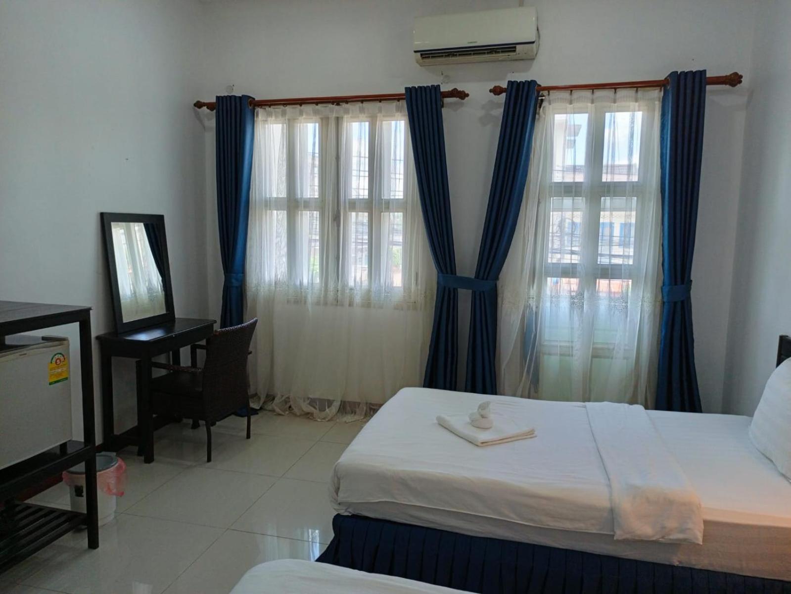 Subinh Hotel And Restaurant Pakse Exterior foto
